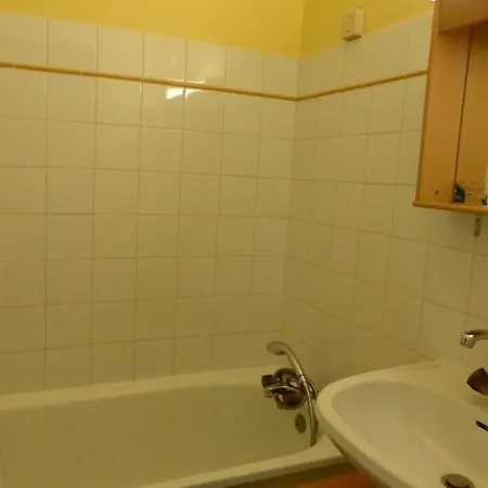 2/4 Pers A 200m Des Pistes, Balcon Sud, Animaux Admis - Fr-1-342-148 *