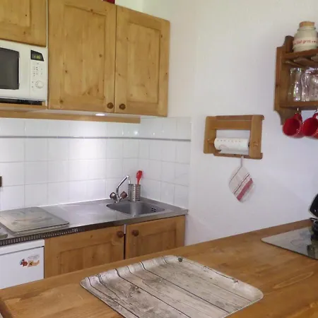 Apartment 2/4 Pers A 200m Des Pistes, Balcon Sud, Animaux Admis - Fr-1-342-148 *